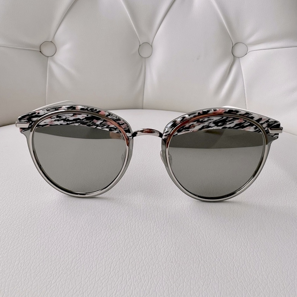 New Dior Offset1 sunglasses